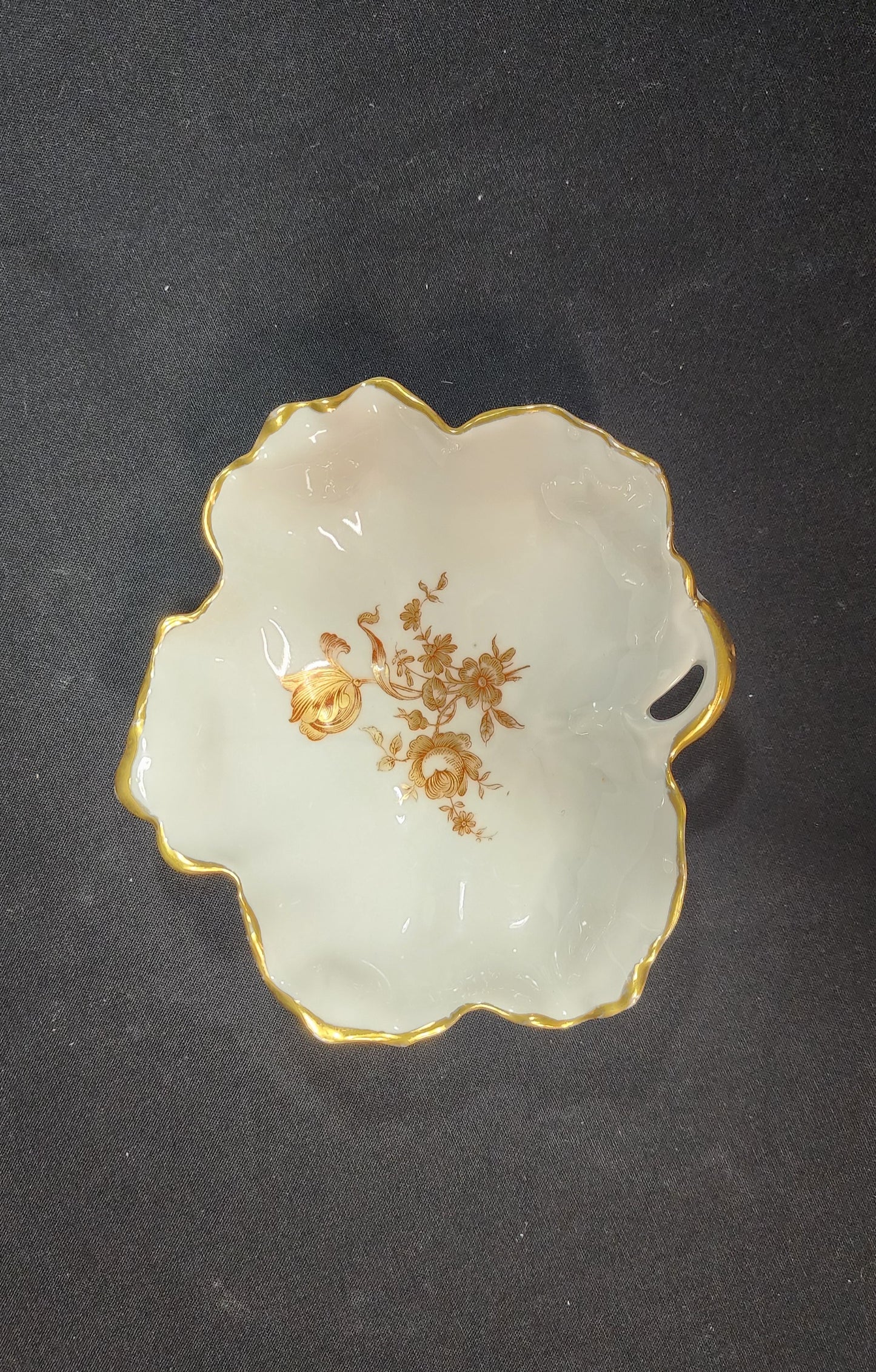 Limoges floral pin /soap dish