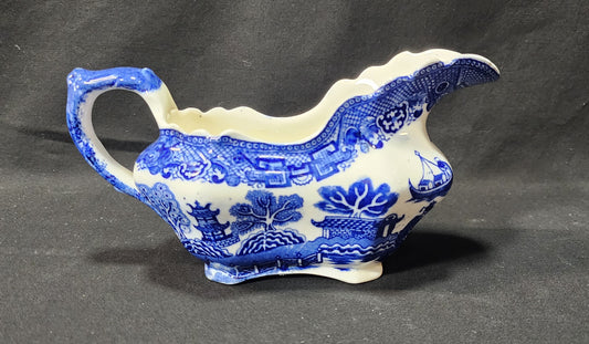 Vintage Allerton's Blue Willow Gravy Boat with Scalloped Edges