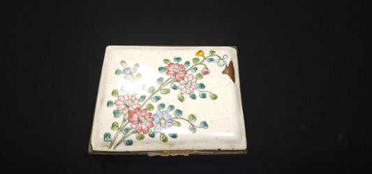 Enameled Master Salt Box with 2 Individual Salts Inside